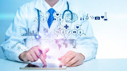 Close-up-of-Doctor-is-showing-medical-analytics-data,-Medical-technology-concept